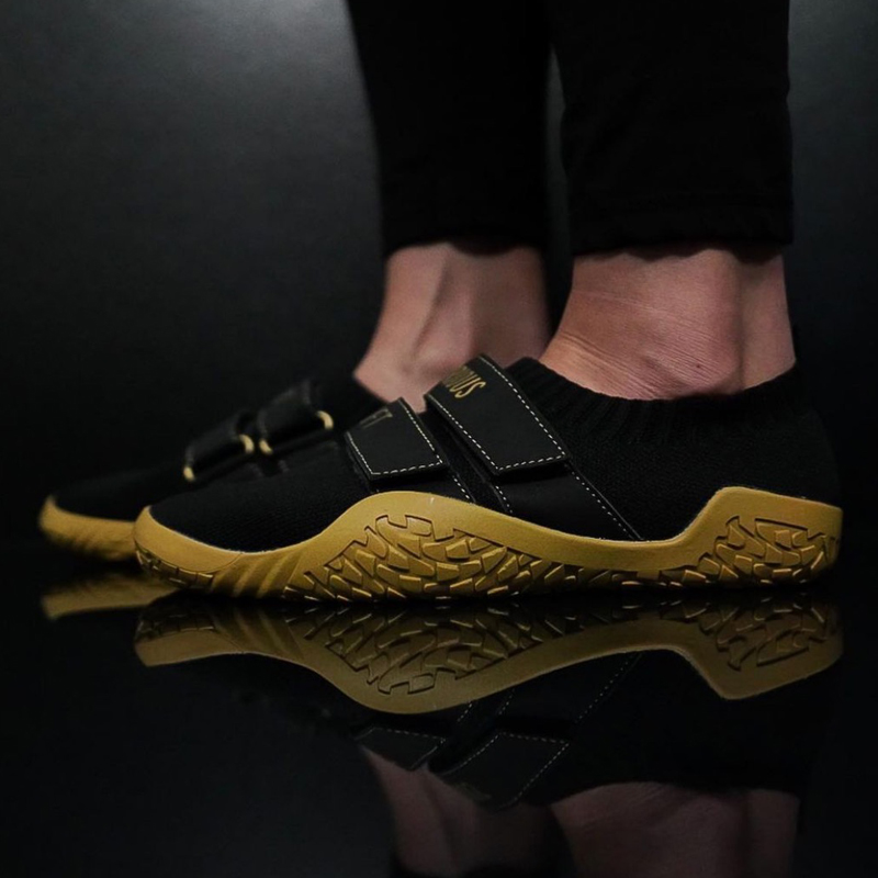 أحذية تدريب على القرفصاء خفيفة - مراجعة Weightlifting Shoes وسعره